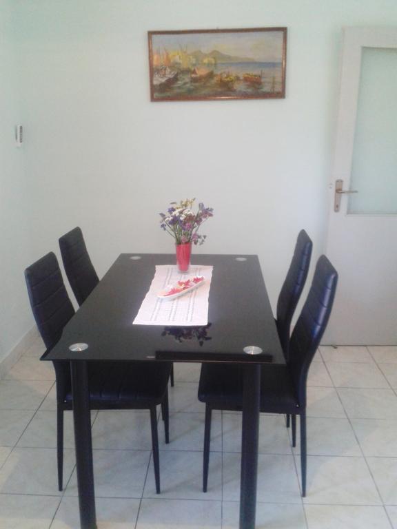 Apartments Angela บีโอกราดนาโมรู ภายนอก รูปภาพ